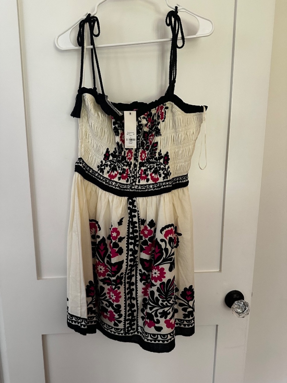 Mi Ami for Francesca’s Statement Print Dress - Picture 2 of 3